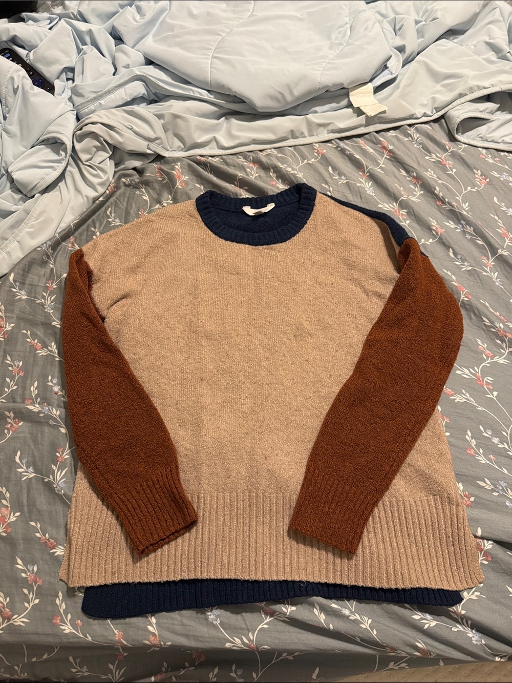 Time and Tru Colorblock Crewneck Sweater in Beige, Brown & Navy